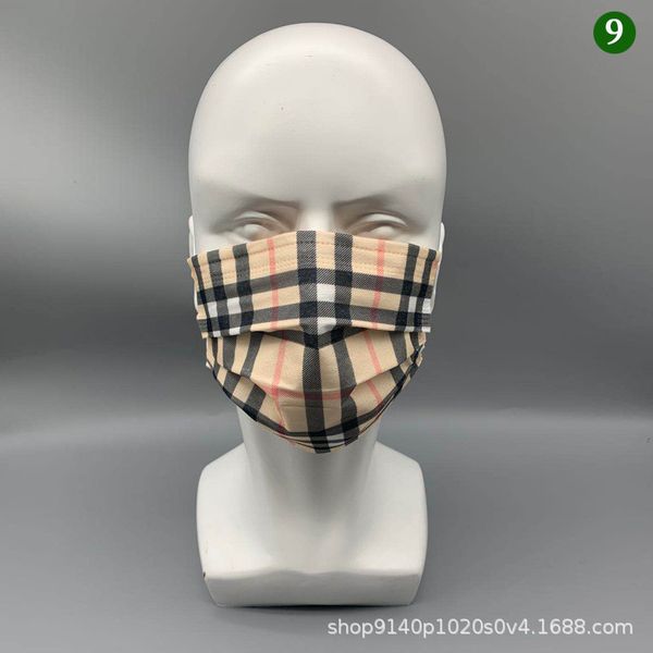 disposable protective mask chaopai color printing screen red seri dust-proof three-layer with melt blown, good air permeability
disposable protective mask chaopai color printing screen red seri dust-proof three-layer with melt blown, good air permeability