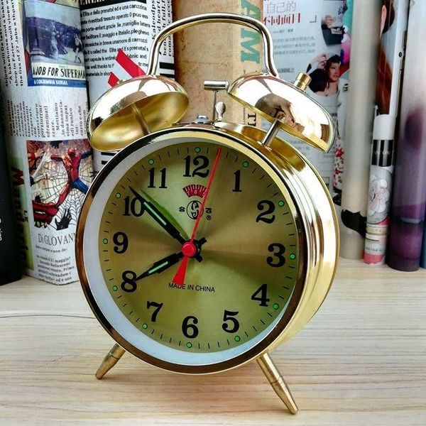 luxury metal alarm clock digital fashion projection simple relojes despertadores de mesita retro decoration oo50ac other clocks & accessorie
luxury metal alarm clock digital fashion projection simple relojes despertadores de mesita retro decoration oo50ac other clocks & accessorie