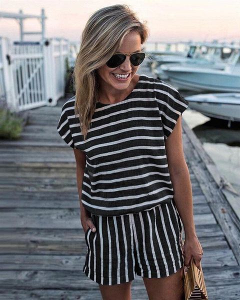 women's jumpsuits & rompers for women 2021 autumn fashion printed striped halter jumpsuit, Black;white
women's jumpsuits & rompers for women 2021 autumn fashion printed striped halter jumpsuit, Black;white
