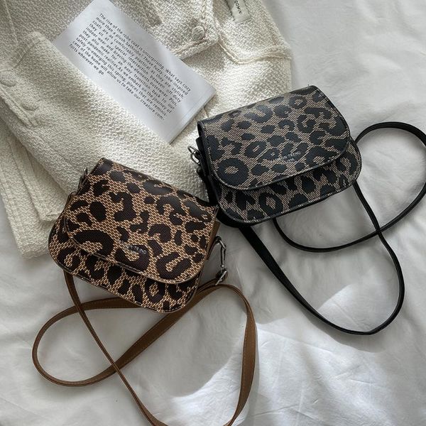 evening bags fashionable women shoulder bag underarm traveling casual clutch handbags leopard printing for shopping
evening bags fashionable women shoulder bag underarm traveling casual clutch handbags leopard printing for shopping