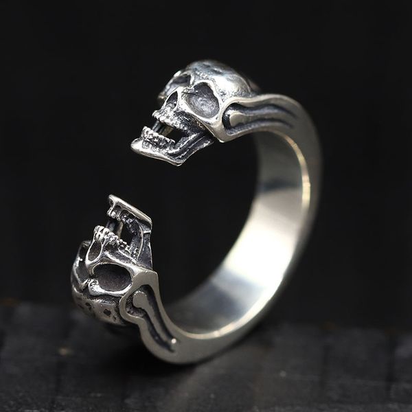 925 brilliant retro opening male pure silver punk delicate double skull ring 6.5, Black
925 brilliant retro opening male pure silver punk delicate double skull ring 6.5, Black