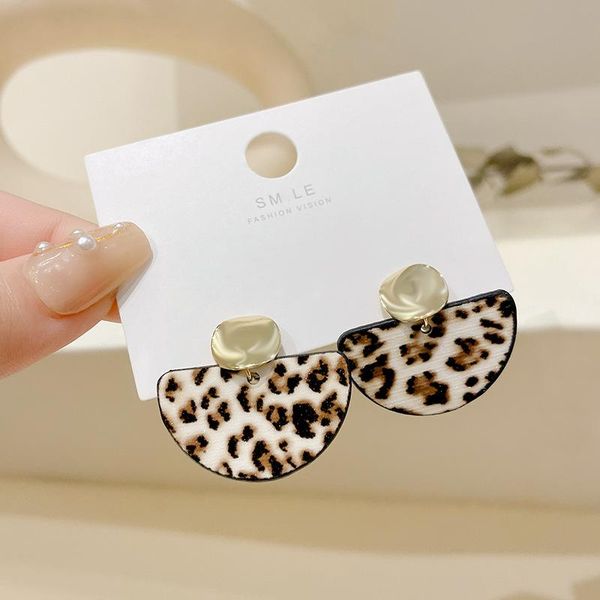 dangle & chandelier minar retro 2 colors leopard plush pendant earrings for women girls black brown color half round drop jewelry, Silver
dangle & chandelier minar retro 2 colors leopard plush pendant earrings for women girls black brown color half round drop jewelry, Silver