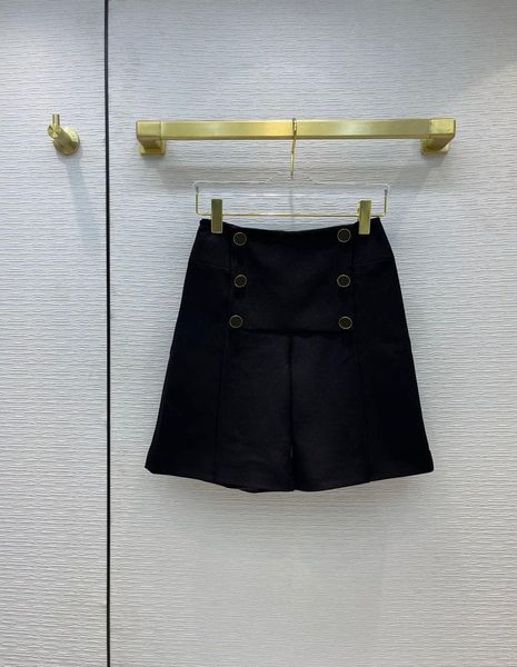 women's shorts elegant sweet white for women summer 2021 double breasted straight office lady high waist, White;black
women's shorts elegant sweet white for women summer 2021 double breasted straight office lady high waist, White;black