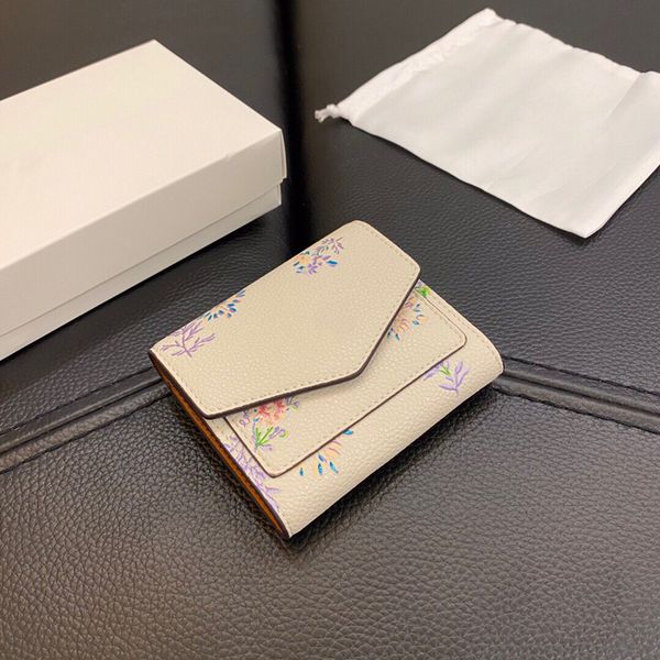 2021 classic wallet famous luxurys designers cards case fashion women coin pouch purse mini short wallets woman main credit card holders, Red;black
2021 classic wallet famous luxurys designers cards case fashion women coin pouch purse mini short wallets woman main credit card holders, Red;black