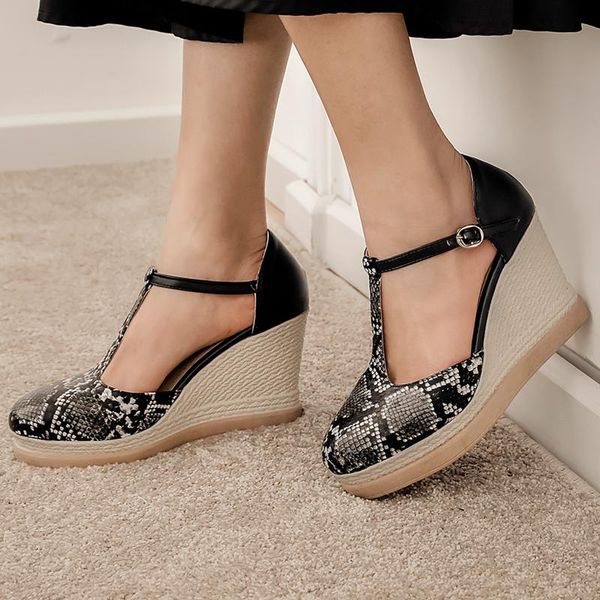 fashion wedges heels sandals women platform summer for snake print round toe t-straps party pump shoes ladies, Black
fashion wedges heels sandals women platform summer for snake print round toe t-straps party pump shoes ladies, Black