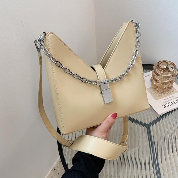evening bags fashion women shoulder bag v shaped pu leather ladies purses and handbags crossbody chain messenger bolsa feminina
evening bags fashion women shoulder bag v shaped pu leather ladies purses and handbags crossbody chain messenger bolsa feminina