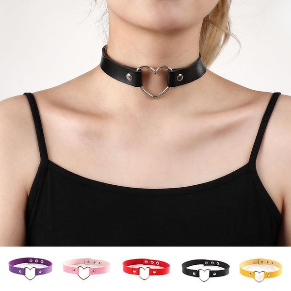chokers punk fashion love heart leather women round choker necklaces jewelry personality harajuku goth neck buckle, Golden;silver
chokers punk fashion love heart leather women round choker necklaces jewelry personality harajuku goth neck buckle, Golden;silver