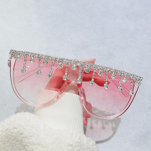 sunglasses 2021 vintage fashion designer diamond women crystal rhinestone frame sun glasses for female ladies uv400, White;black
sunglasses 2021 vintage fashion designer diamond women crystal rhinestone frame sun glasses for female ladies uv400, White;black