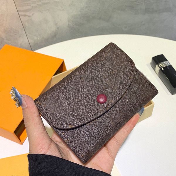 ladies colorful envelope wallet women quality old flower coin wallets card horld bag samll size 11*8*2.5
ladies colorful envelope wallet women quality old flower coin wallets card horld bag samll size 11*8*2.5