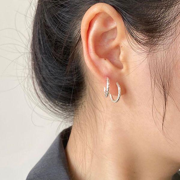 hoop & huggie minimalist 925 sterling silver circle earrings for woman accessories, trendy women earings hoops fine jewelry 2021, Golden;silver
hoop & huggie minimalist 925 sterling silver circle earrings for woman accessories, trendy women earings hoops fine jewelry 2021, Golden;silver