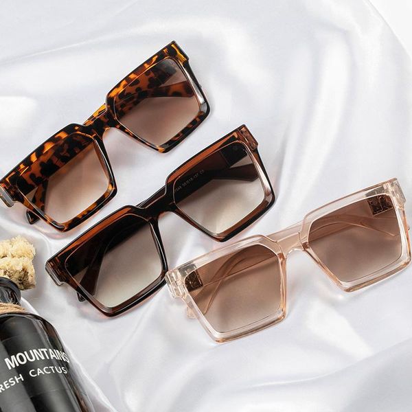 sunglasses 2021 square women/men brand designer sun glasses for men women vintage eyeglass goggles gafas de sol, White;black
sunglasses 2021 square women/men brand designer sun glasses for men women vintage eyeglass goggles gafas de sol, White;black