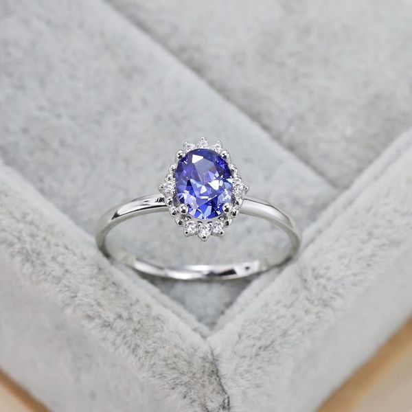 cluster rings s925 sterling silver luxury oval blue pascal diamond ring elegant personality wedding women's, Golden;silver
cluster rings s925 sterling silver luxury oval blue pascal diamond ring elegant personality wedding women's, Golden;silver