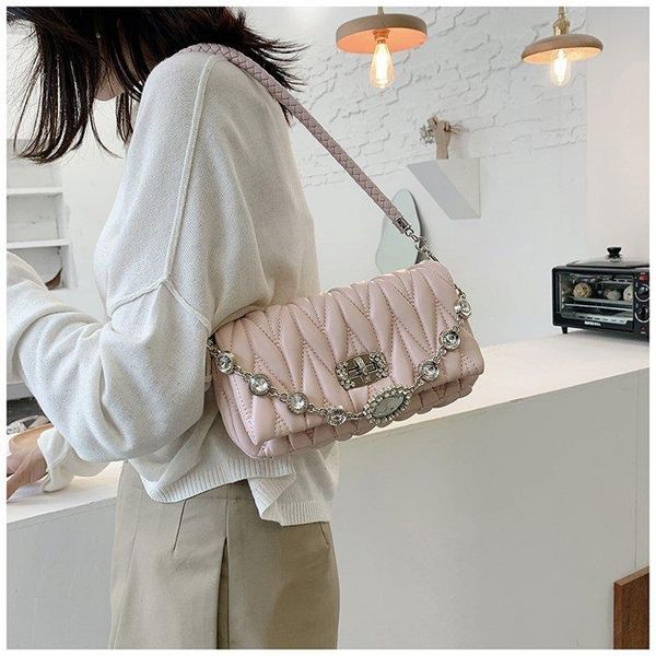 clutch bags 2021 weave flap bag women rhinestone crossbody designer brand's handbags messenger tote shoudler hobo-bag
clutch bags 2021 weave flap bag women rhinestone crossbody designer brand's handbags messenger tote shoudler hobo-bag