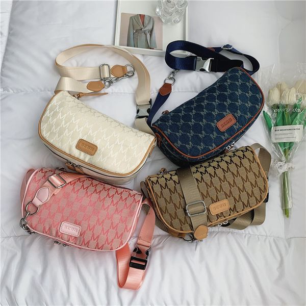 handbag bag women's summer fashion 2021 messenger wide shoulder belt texture single armpit small square
handbag bag women's summer fashion 2021 messenger wide shoulder belt texture single armpit small square