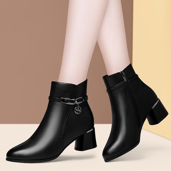 boots classic women genuine leather ankle square high heels shoes women's motorcycle femmes bottes n0003 uvxx, Black
boots classic women genuine leather ankle square high heels shoes women's motorcycle femmes bottes n0003 uvxx, Black