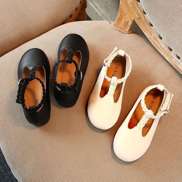 sneakers spring girls school shoes summer children party dress flat casual soft sole pure color sx428, Black;red
sneakers spring girls school shoes summer children party dress flat casual soft sole pure color sx428, Black;red