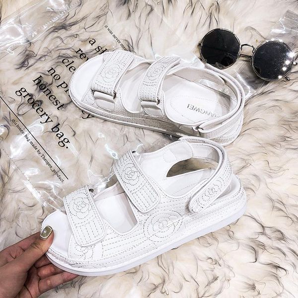 sandals summer women genuine leather flat wind embroidery thick-soled casual female shoes size 35-39 uwcp, Black
sandals summer women genuine leather flat wind embroidery thick-soled casual female shoes size 35-39 uwcp, Black