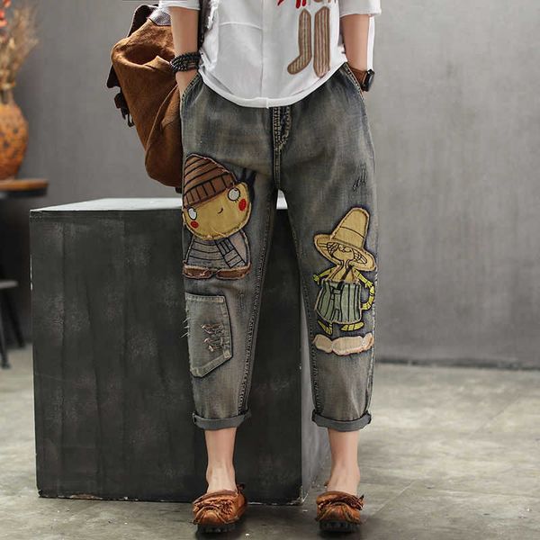 autumn winter women elastic waist cotton denim pants retro patchwork embroidery harem pants loose vintage jeans plus size d426 210608, Blue 
autumn winter women elastic waist cotton denim pants retro patchwork embroidery harem pants loose vintage jeans plus size d426 210608, Blue