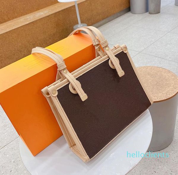 autumn/winter large-capacity bags trendy fashion one-shoulder underarm bag texture retro commuter totes
autumn/winter large-capacity bags trendy fashion one-shoulder underarm bag texture retro commuter totes