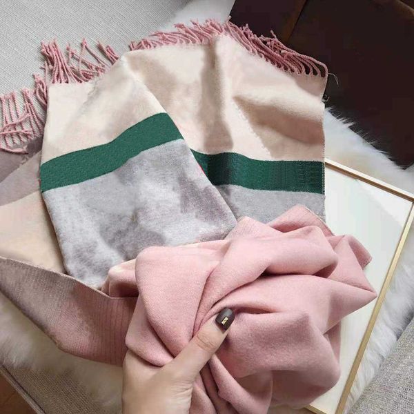 fashion designer winter cashmere scarf for women classic letter flower silk lace ring scarves 180 * 65cm high quality, Blue;gray
fashion designer winter cashmere scarf for women classic letter flower silk lace ring scarves 180 * 65cm high quality, Blue;gray