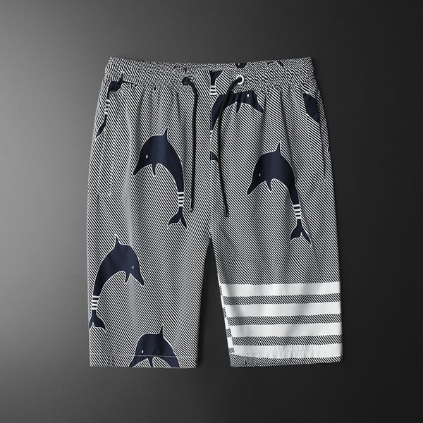 fashionable shorts light luxury men's casual printing beach wash pants for youth, White;black
fashionable shorts light luxury men's casual printing beach wash pants for youth, White;black