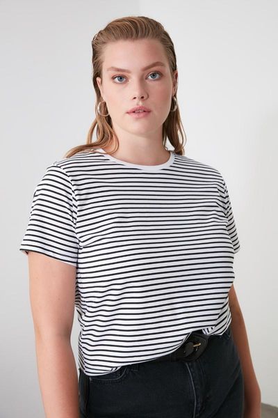 women's t-shirt trendyol women 100% cotton single jersey cycling neck basic knitted t-shirts twoss20ts0133, White
women's t-shirt trendyol women 100% cotton single jersey cycling neck basic knitted t-shirts twoss20ts0133, White