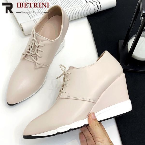 dress shoes ribetrini classic female spring woman lace pointed toe wedges pumps women solid consise leisure casual, Black
dress shoes ribetrini classic female spring woman lace pointed toe wedges pumps women solid consise leisure casual, Black