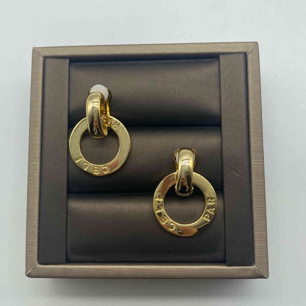 design jewelry new large circle removable clip without ear hole fashion temperament exaggerated personality earrings female, Golden
design jewelry new large circle removable clip without ear hole fashion temperament exaggerated personality earrings female, Golden