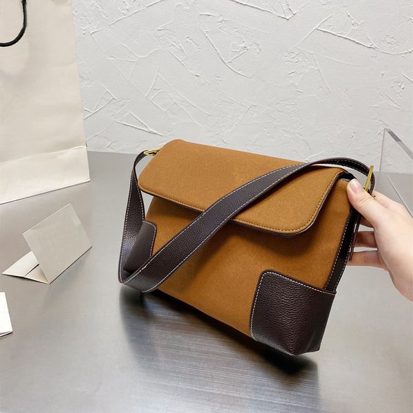 casual designer crossbody bag luxury shoulder bags high-quality genuine leather fashion brand classic with exquisite packaging and original
casual designer crossbody bag luxury shoulder bags high-quality genuine leather fashion brand classic with exquisite packaging and original
