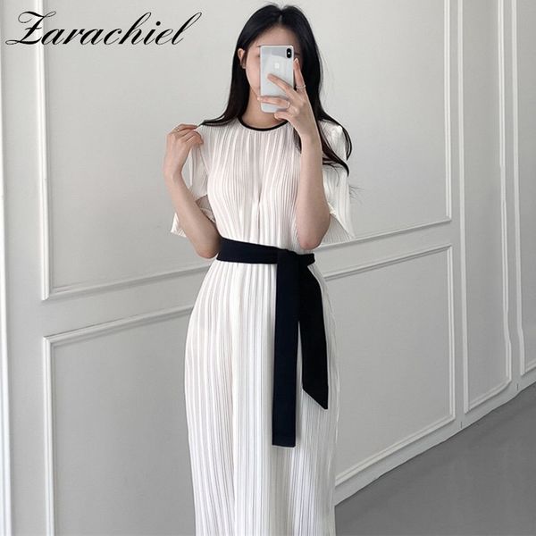 elegant chic women white chiffon pleats long party female summer short sleeve o-neck loose dress with black belt 210416, Black;gray
elegant chic women white chiffon pleats long party female summer short sleeve o-neck loose dress with black belt 210416, Black;gray