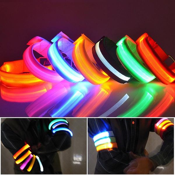 two flashing modes single strip led light lightweight and comfortable adjustable outdoor night run bracelet elbow & knee pads, Black;gray
two flashing modes single strip led light lightweight and comfortable adjustable outdoor night run bracelet elbow & knee pads, Black;gray