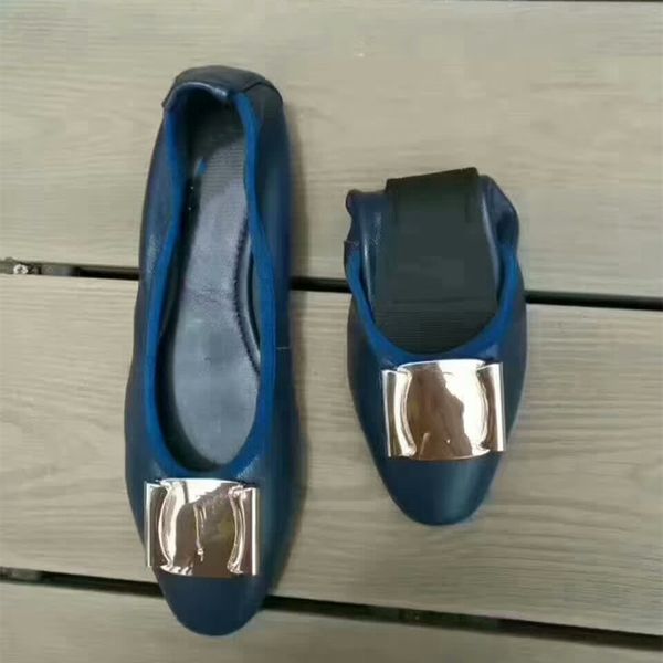 famous brand women's shoes lulu jumpman dance ballet flat flatsneakers heel flower metal button fashion round head soft and comfortable, Red;white
famous brand women's shoes lulu jumpman dance ballet flat flatsneakers heel flower metal button fashion round head soft and comfortable, Red;white