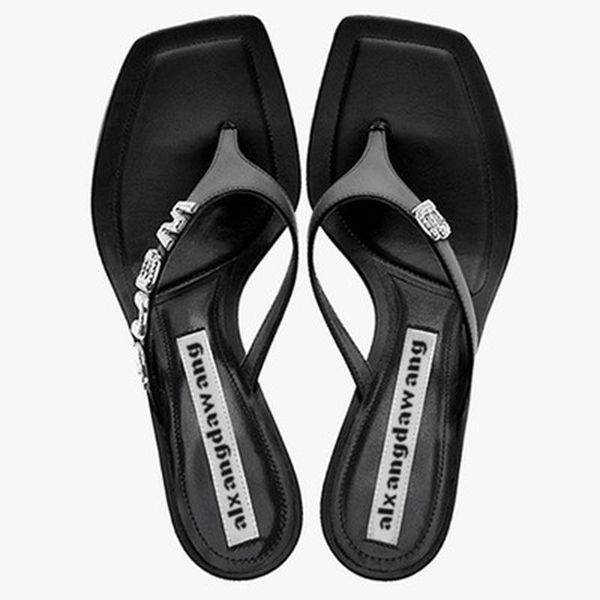 dress shoes 2021 square toe women sandals slippers clip thin high heels purple casual slides ladies fashion pumps slip on, Black
dress shoes 2021 square toe women sandals slippers clip thin high heels purple casual slides ladies fashion pumps slip on, Black