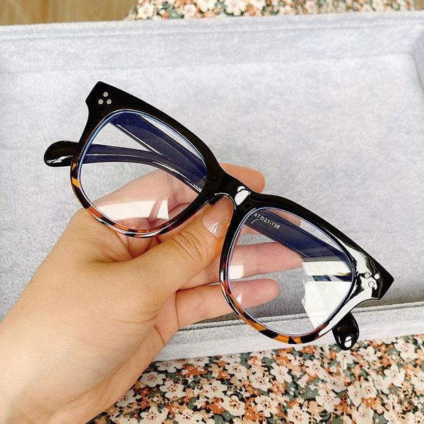fashion sunglasses frames rice nail anti-blue light eyeglasses for women square designer clear eyewear oversized luxury vintage shades flat, Black
fashion sunglasses frames rice nail anti-blue light eyeglasses for women square designer clear eyewear oversized luxury vintage shades flat, Black