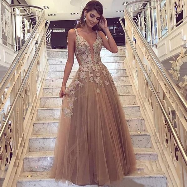 party dresses plus size custom sleeveless applique evening v-neck tulle a line none train prom gown, White;black
party dresses plus size custom sleeveless applique evening v-neck tulle a line none train prom gown, White;black