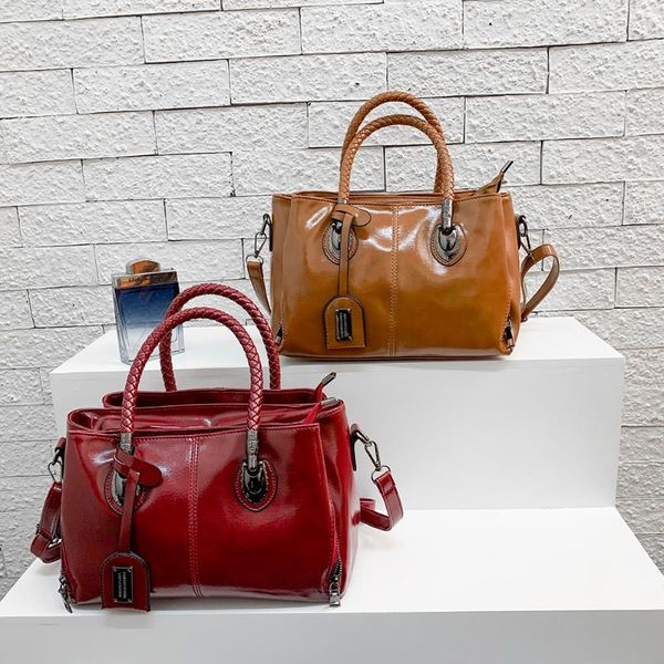 evening bags women oil wax pu leather shoulder bag ladies fashion pure color messenger chic single
evening bags women oil wax pu leather shoulder bag ladies fashion pure color messenger chic single