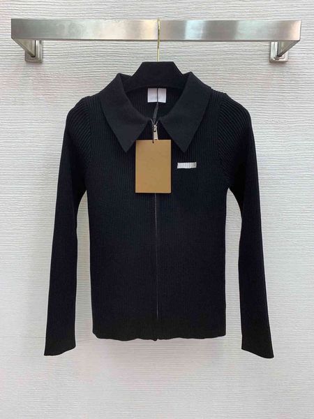 autumn and winter 2020 chest letter embroidery back jacquard lapel slim knit zipper cardigan top, Black;brown
autumn and winter 2020 chest letter embroidery back jacquard lapel slim knit zipper cardigan top, Black;brown