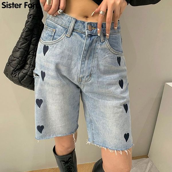 women's jeans sister fara fashion heart embroidery denim shorts for girls summer high waist straight button, Blue
women's jeans sister fara fashion heart embroidery denim shorts for girls summer high waist straight button, Blue