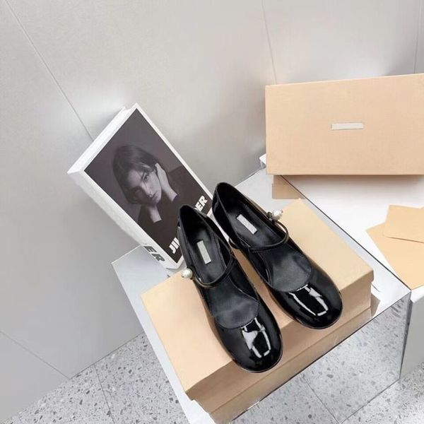 22 early spring fashion sandals princess mary jane shoes, full of girl's heart, retro daughter charm, color contrast design, lovely 35-, Black
22 early spring fashion sandals princess mary jane shoes, full of girl's heart, retro daughter charm, color contrast design, lovely 35-, Black