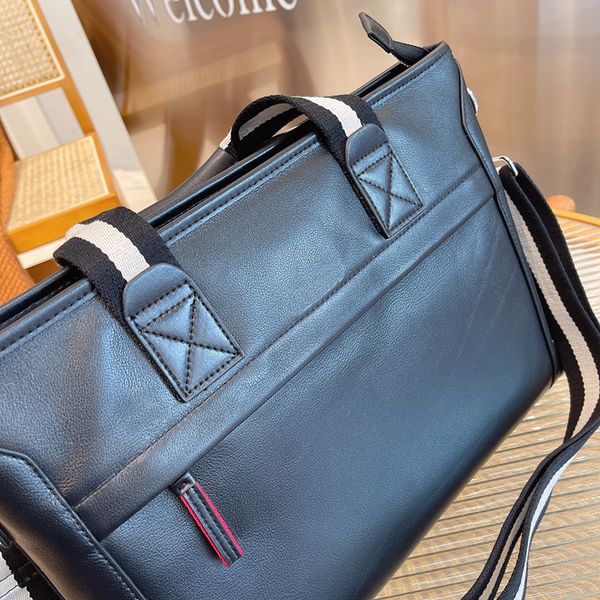 designer handbag tote bag shoulder bags man handbags totes crossbody genuine leather different styles high-capacity business with the origin
designer handbag tote bag shoulder bags man handbags totes crossbody genuine leather different styles high-capacity business with the origin