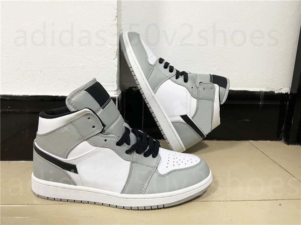 1 mid se fearless banned chicage black toe obsidian independence day men women basketball shoes athletic sneaker
1 mid se fearless banned chicage black toe obsidian independence day men women basketball shoes athletic sneaker