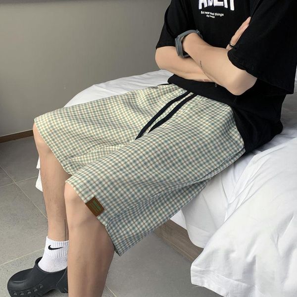 drawstring plaid shorts men's korean fashion loose casual men harajuku streetwear wide-leg straight five-point pants, White;black
drawstring plaid shorts men's korean fashion loose casual men harajuku streetwear wide-leg straight five-point pants, White;black