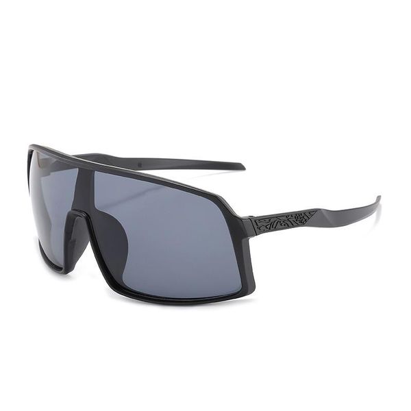 outdoor eyewear integrated lens riding sun visor sports sunglasses bicycle windproof large frame protective glasses
outdoor eyewear integrated lens riding sun visor sports sunglasses bicycle windproof large frame protective glasses