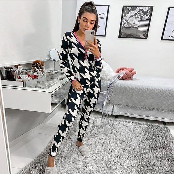 new women pajamas set printed v-neck long sleeve homesuit women casual underwear, Black;red
new women pajamas set printed v-neck long sleeve homesuit women casual underwear, Black;red