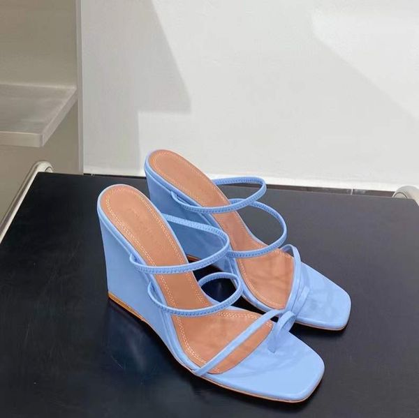 designer women sandals heels wedding dress high heeled slippers coarse heel leather suede casualshoes metal buckle for parties fashion rpvb, Black
designer women sandals heels wedding dress high heeled slippers coarse heel leather suede casualshoes metal buckle for parties fashion rpvb, Black