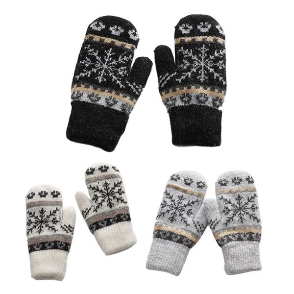 five fingers gloves women winter warm full finger cute snowflake print imitation cashmere windproof mittens female outdoor ski cycling, Blue;gray
five fingers gloves women winter warm full finger cute snowflake print imitation cashmere windproof mittens female outdoor ski cycling, Blue;gray