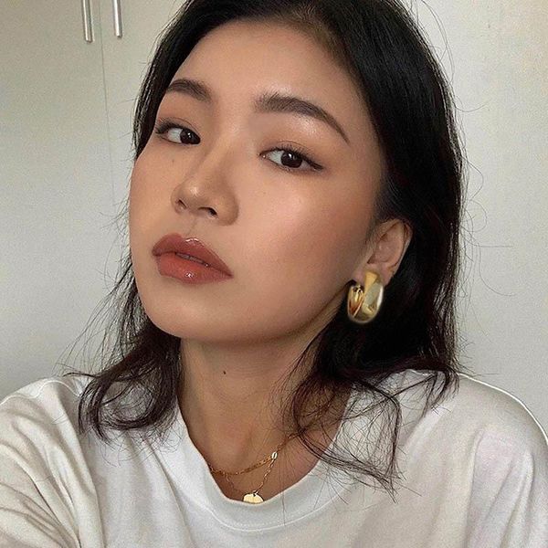 hoop & huggie minimalist large circle geometric round big earrings for women girl wedding party jewelry, Golden;silver
hoop & huggie minimalist large circle geometric round big earrings for women girl wedding party jewelry, Golden;silver