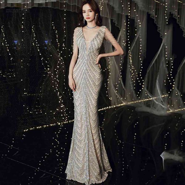 party dresses prom v-neck floor-length evening beading mermaid sequin fnz0, White;black
party dresses prom v-neck floor-length evening beading mermaid sequin fnz0, White;black