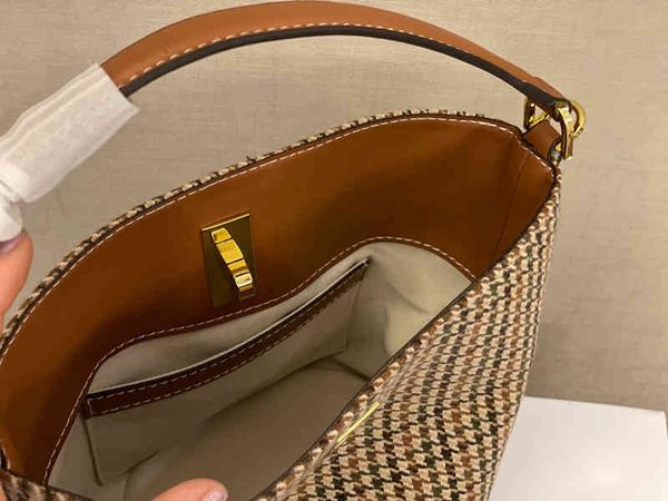 lattice bags houndstooth tote ladies fashion handbag shoulder leather designer crossbody female purses with two belt bucket 220302 gb1r
lattice bags houndstooth tote ladies fashion handbag shoulder leather designer crossbody female purses with two belt bucket 220302 gb1r