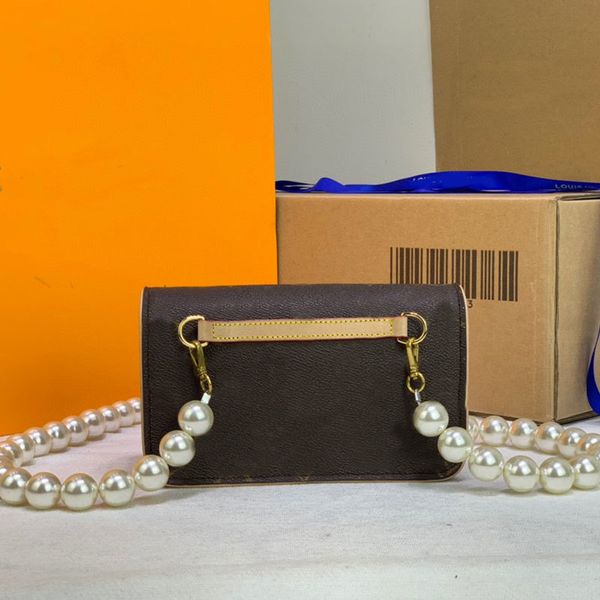 pearl chain messenger bag women old flower crossbody handbags quality shoulder back package fashion brown flap wallet
pearl chain messenger bag women old flower crossbody handbags quality shoulder back package fashion brown flap wallet